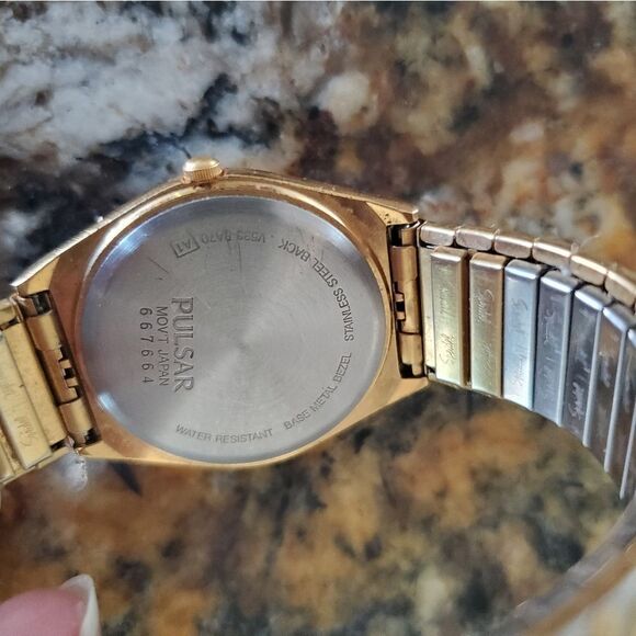 Pulsar Watch  - Picture 3 of 4